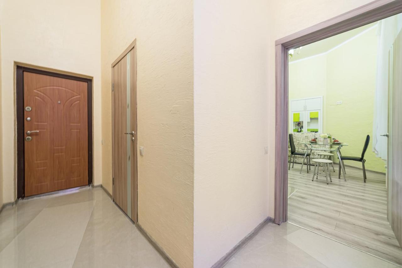 Apartment Near Deribasovskaya Odessa Ngoại thất bức ảnh