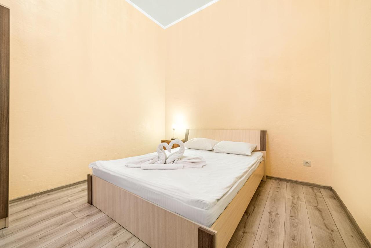 Apartment Near Deribasovskaya Odessa Ngoại thất bức ảnh