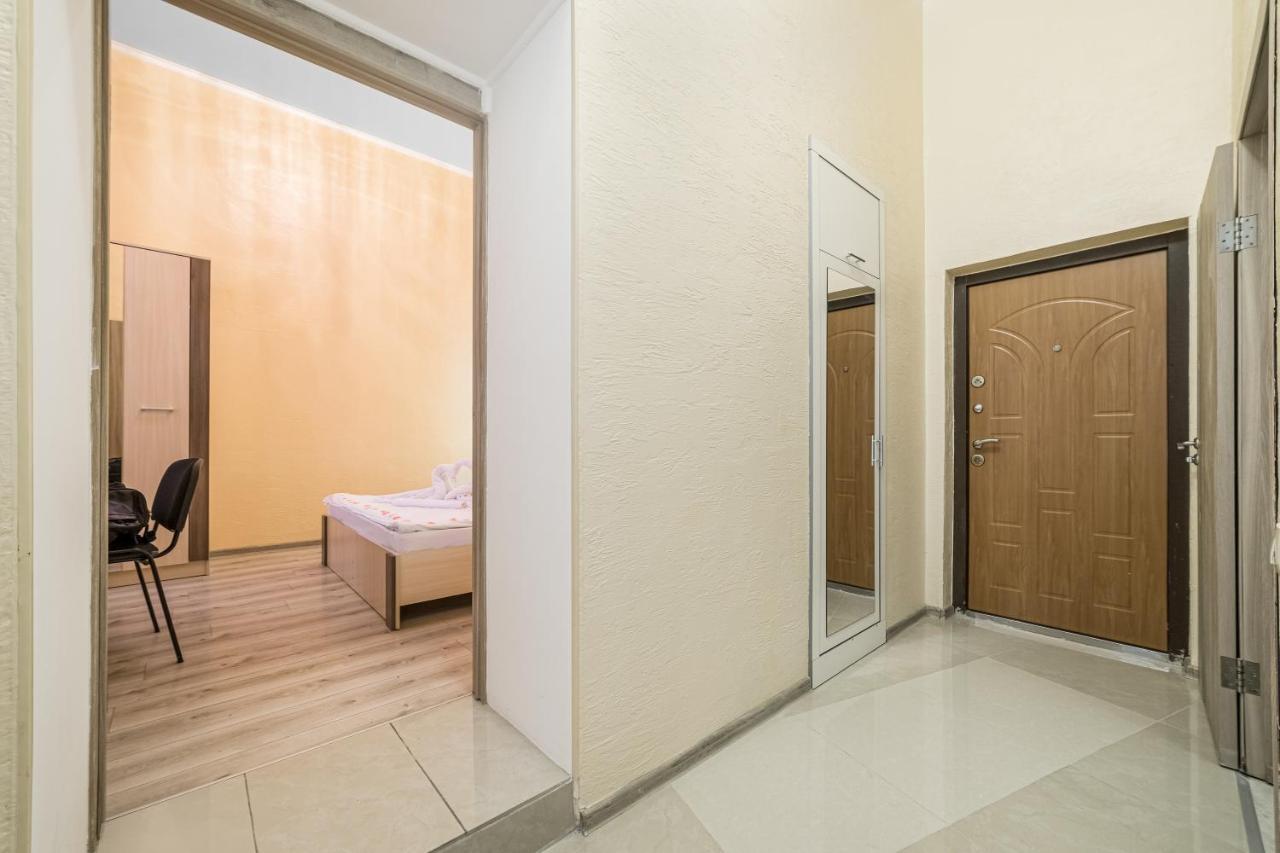 Apartment Near Deribasovskaya Odessa Ngoại thất bức ảnh