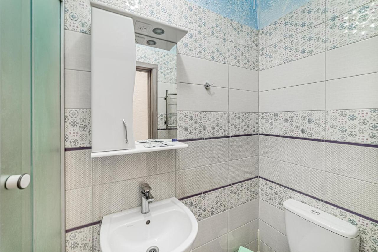 Apartment Near Deribasovskaya Odessa Ngoại thất bức ảnh